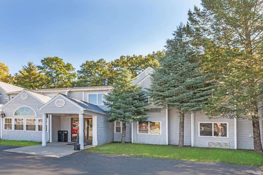 Super 8 By Wyndham Schenectady - Albany Area Hotel Buitenkant foto