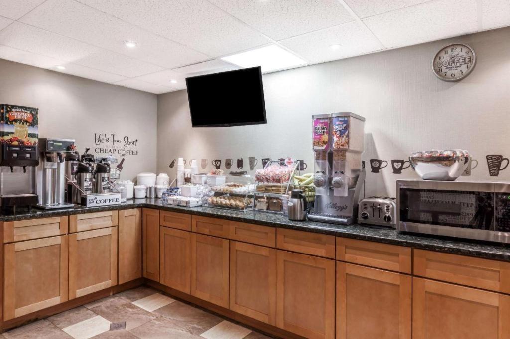 Super 8 By Wyndham Schenectady - Albany Area Hotel Buitenkant foto
