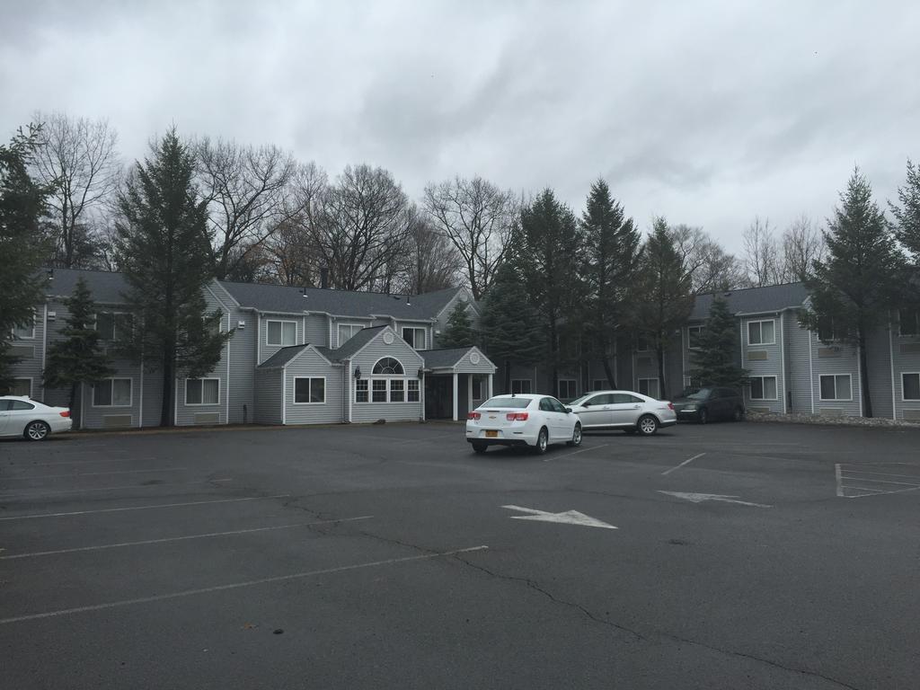 Super 8 By Wyndham Schenectady - Albany Area Hotel Buitenkant foto